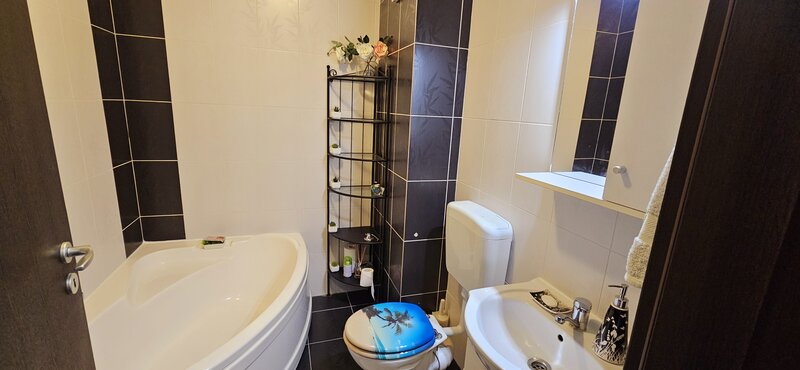 Militari Auchan, str.Tineretului, bloc 2013, et.9, cu 2 lifturi, parcare